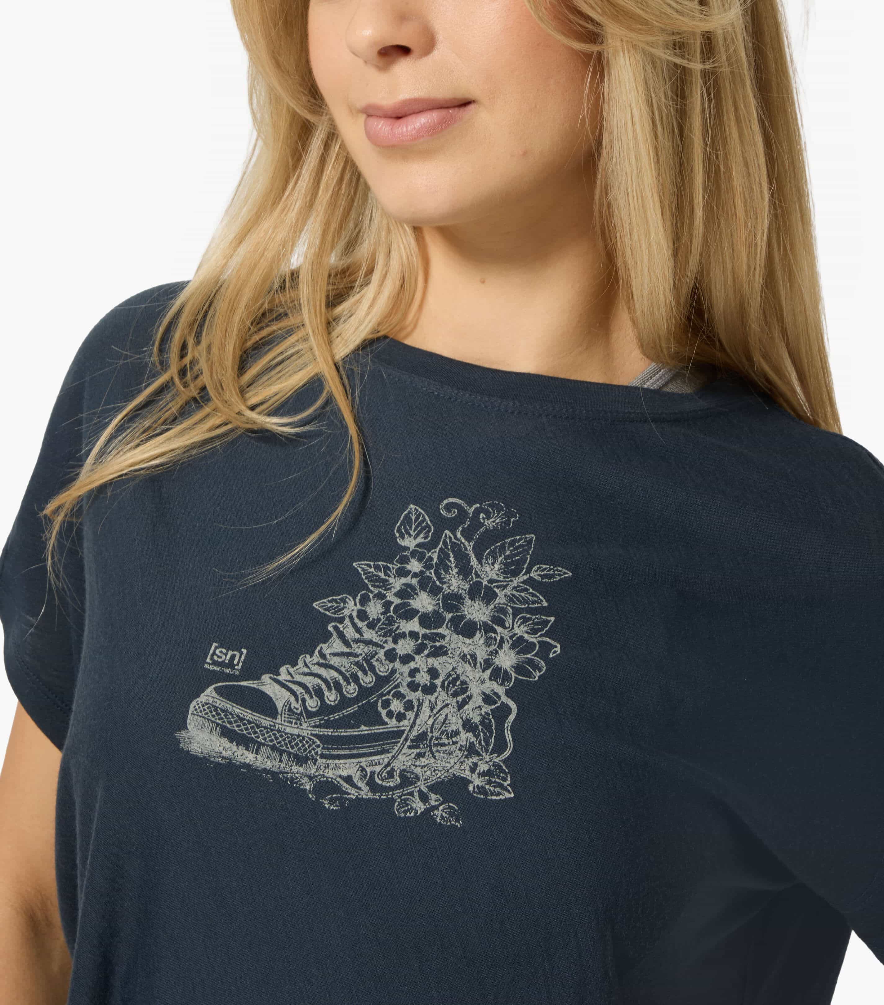 FLOWER SNEAKERS LOOSE TEE