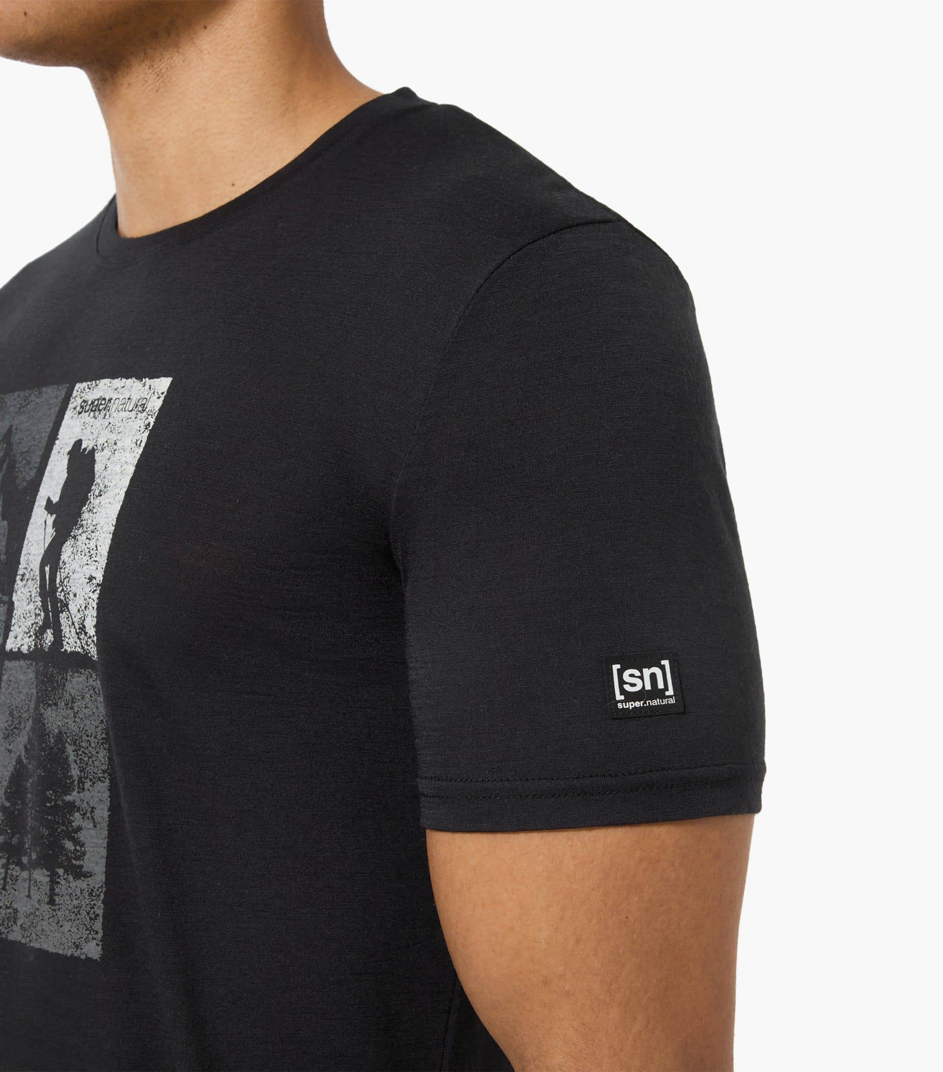 GO HIKING TEE