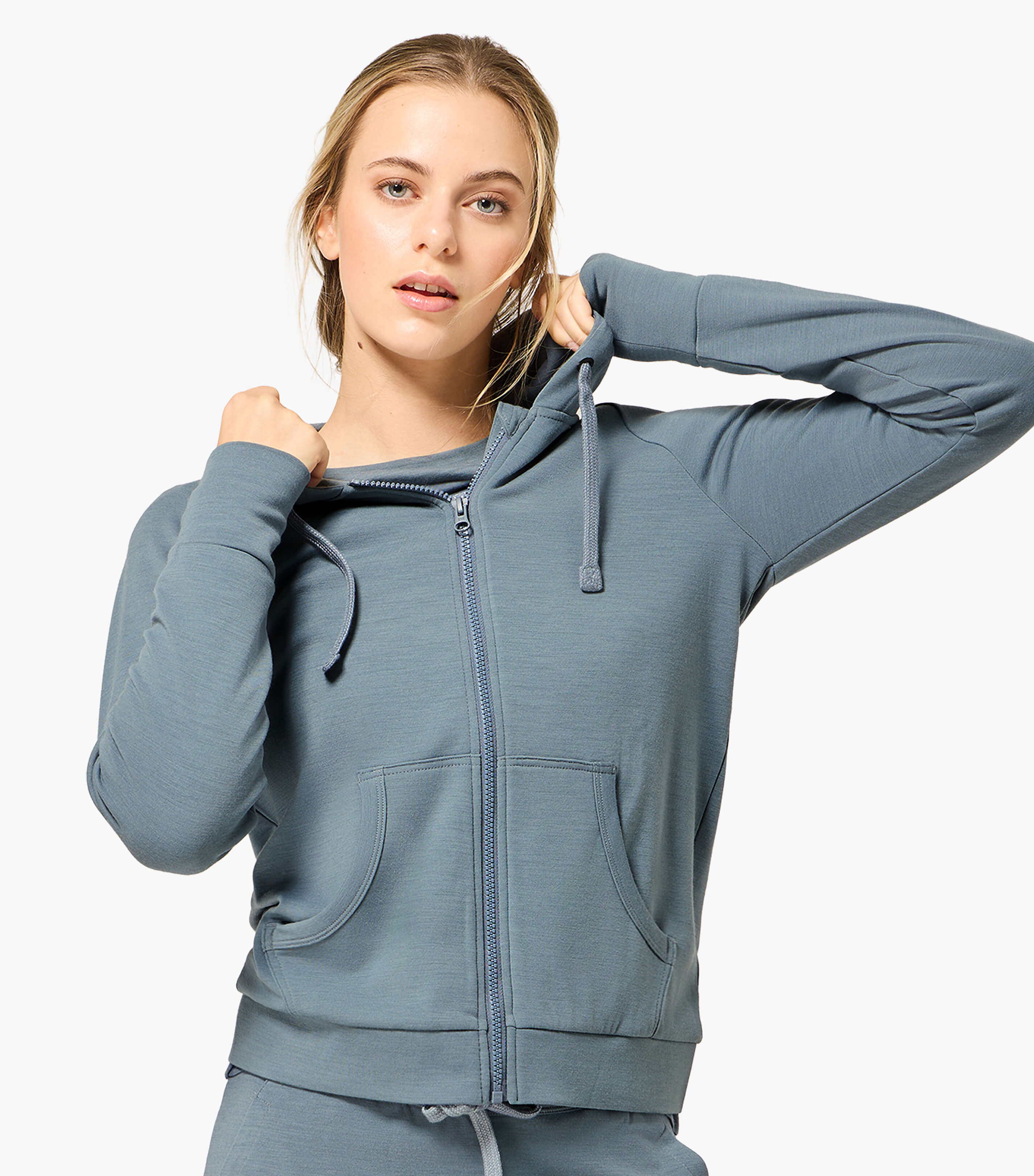 EVERYDAY ZIP HOODIE