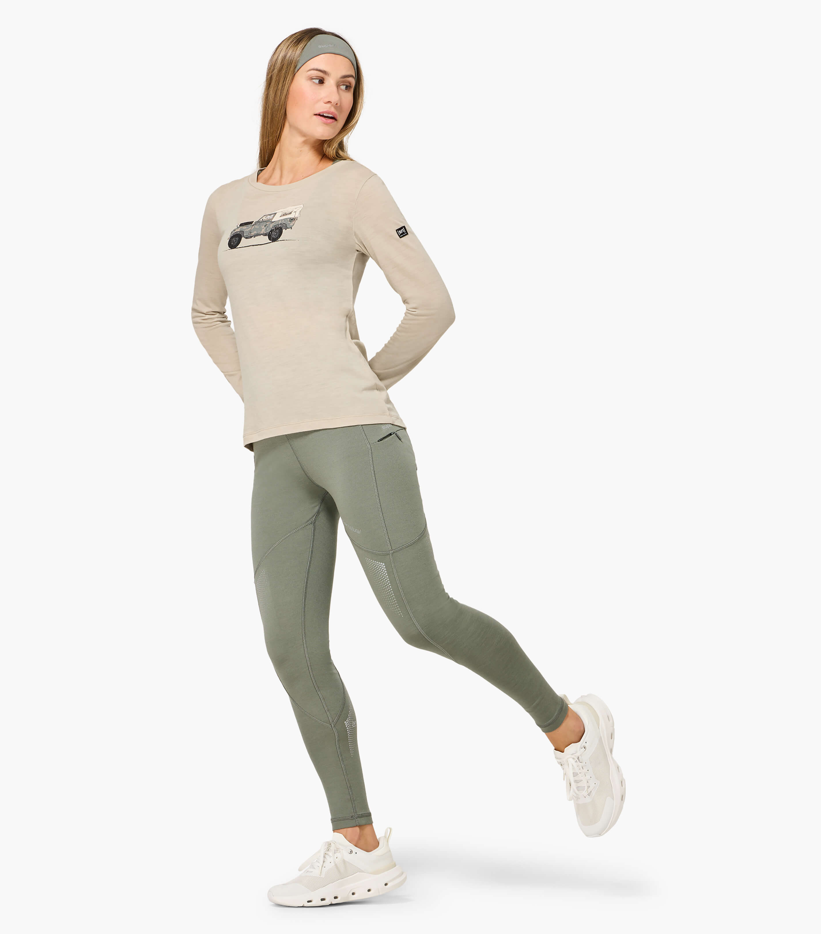 DOG EXCURSION LS