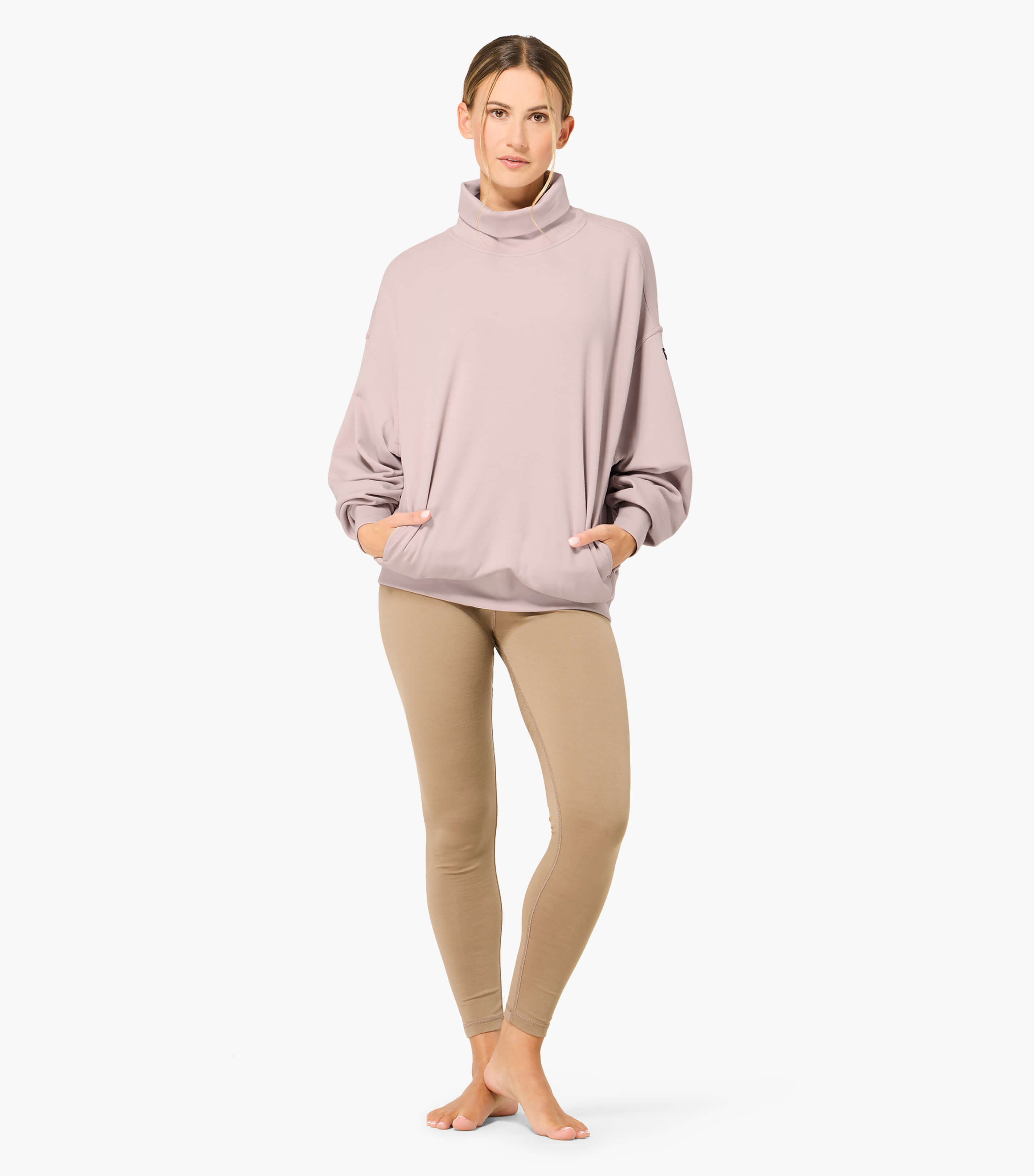 ROLLING ROLL NECK