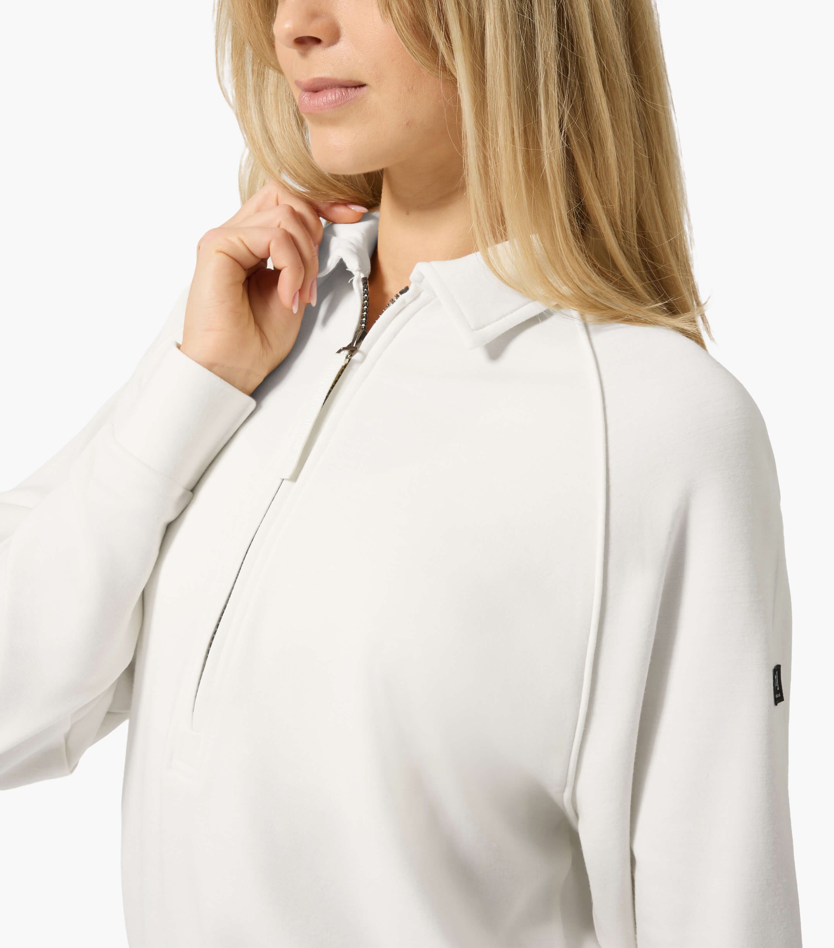 1/4 ZIP SWEATER