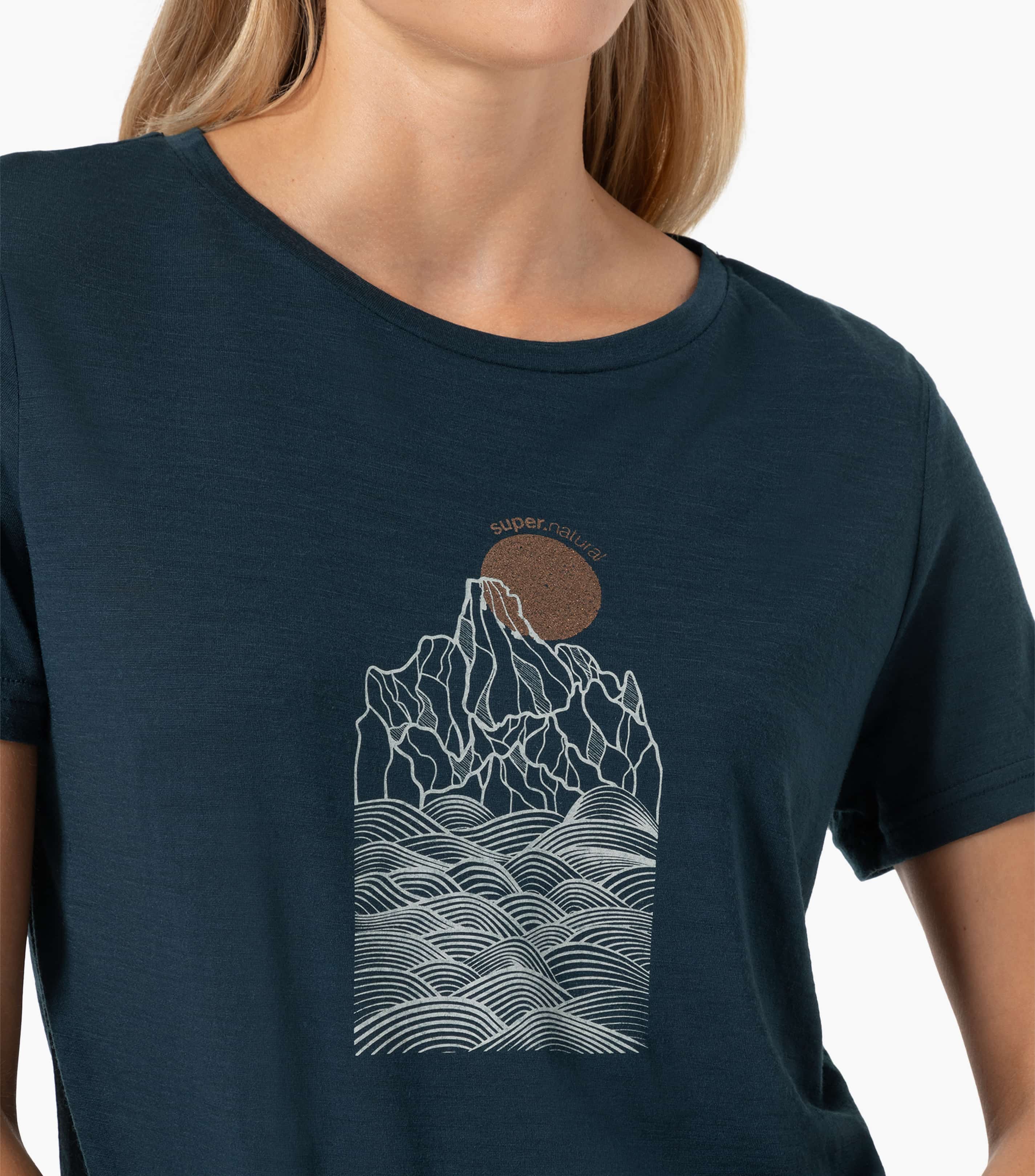 PREIKESTOLEN CLIFFS TEE