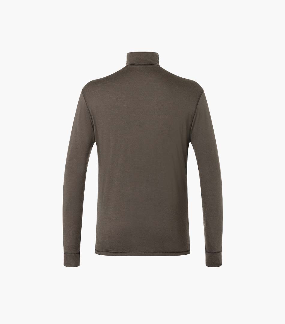 SKIING ROLL NECK