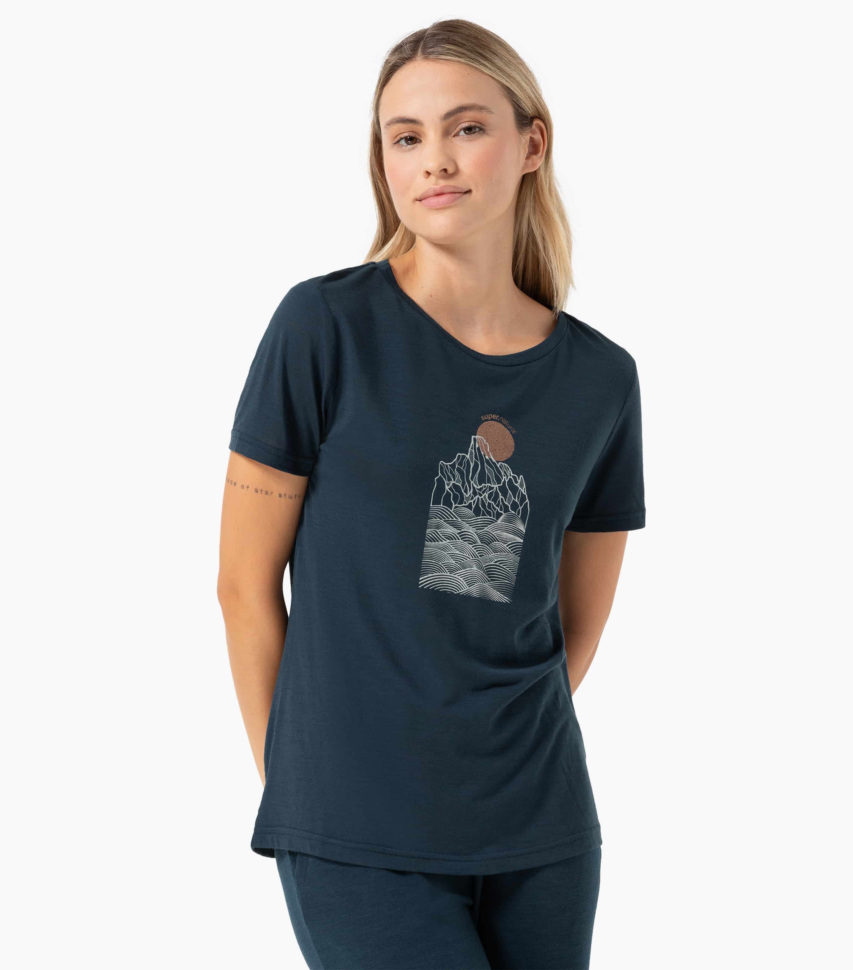 PREIKESTOLEN CLIFFS TEE