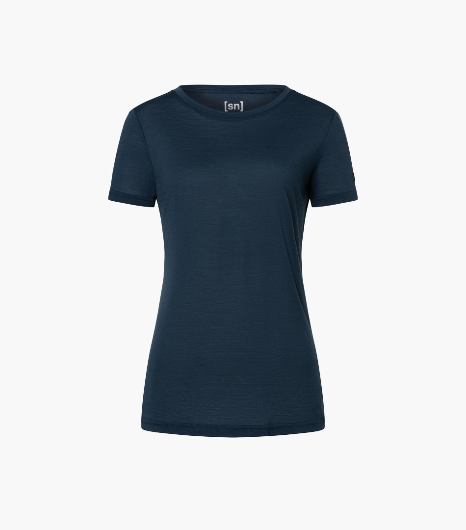 ESSENTIAL TEE