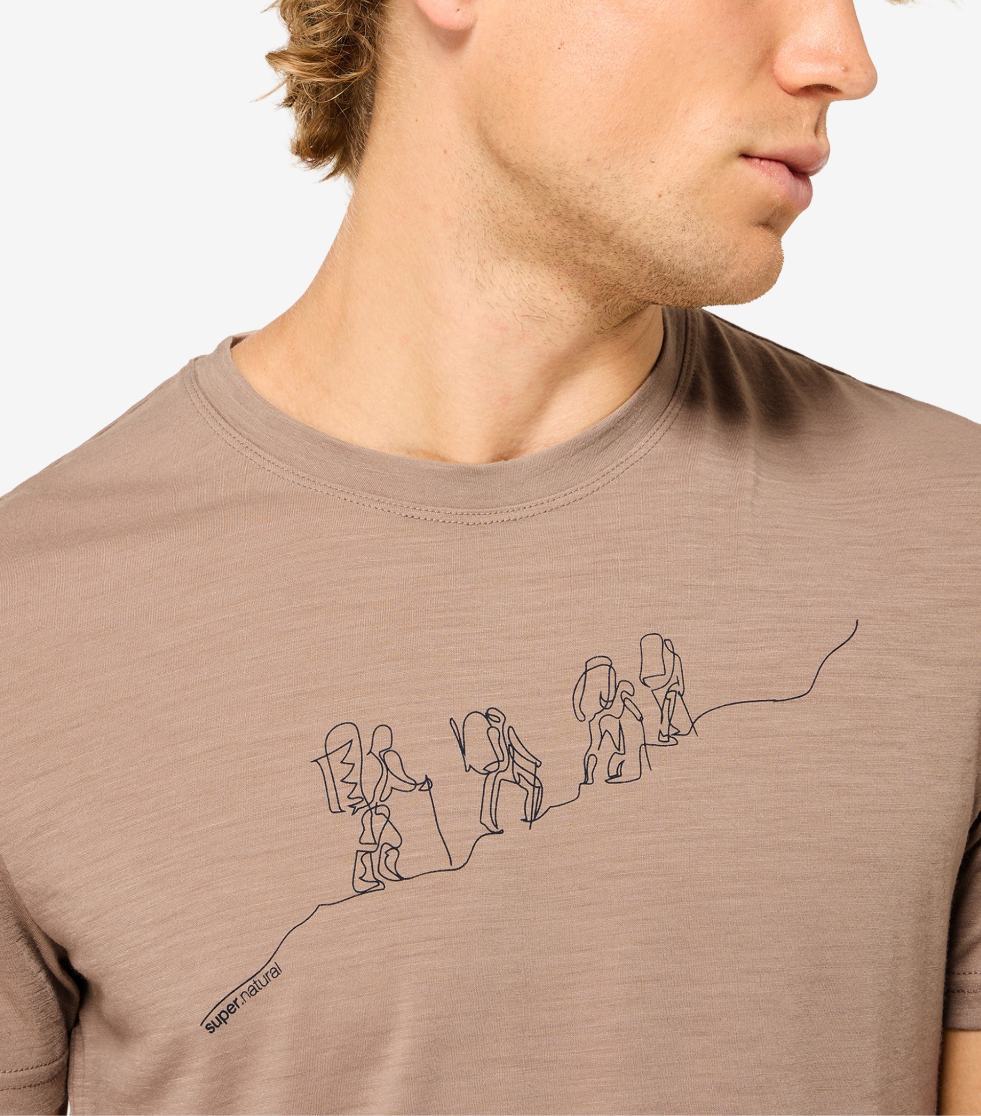 HIKING TEE