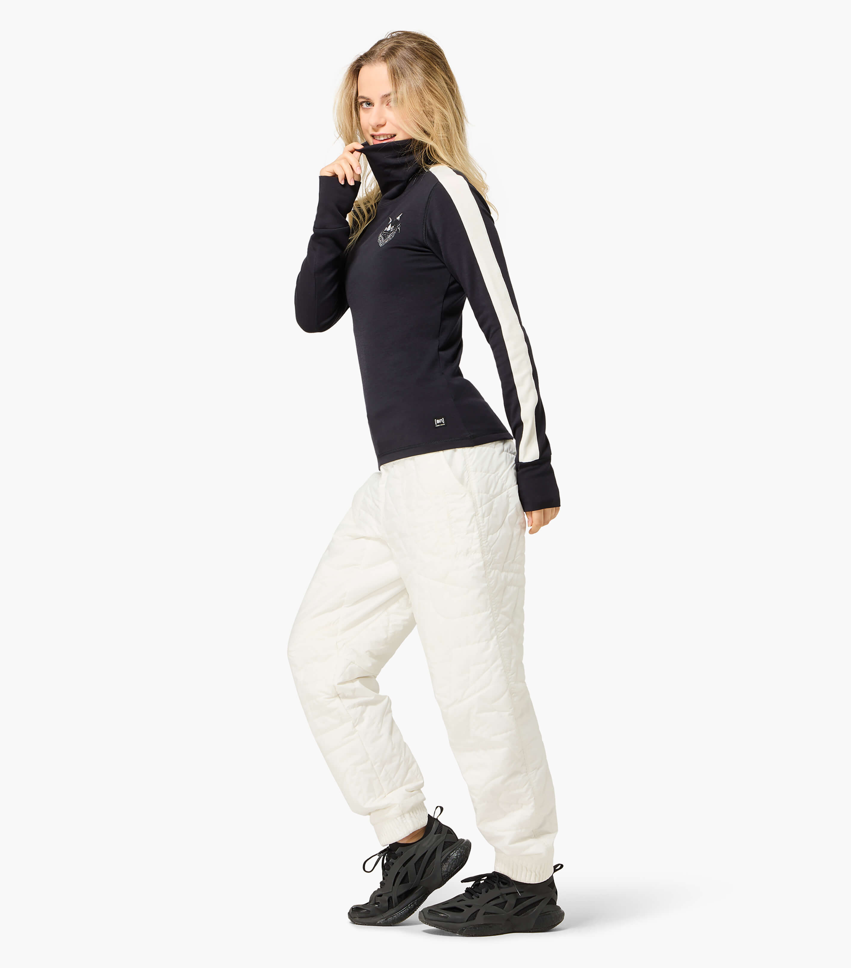 BANDITO CAT ROLL NECK