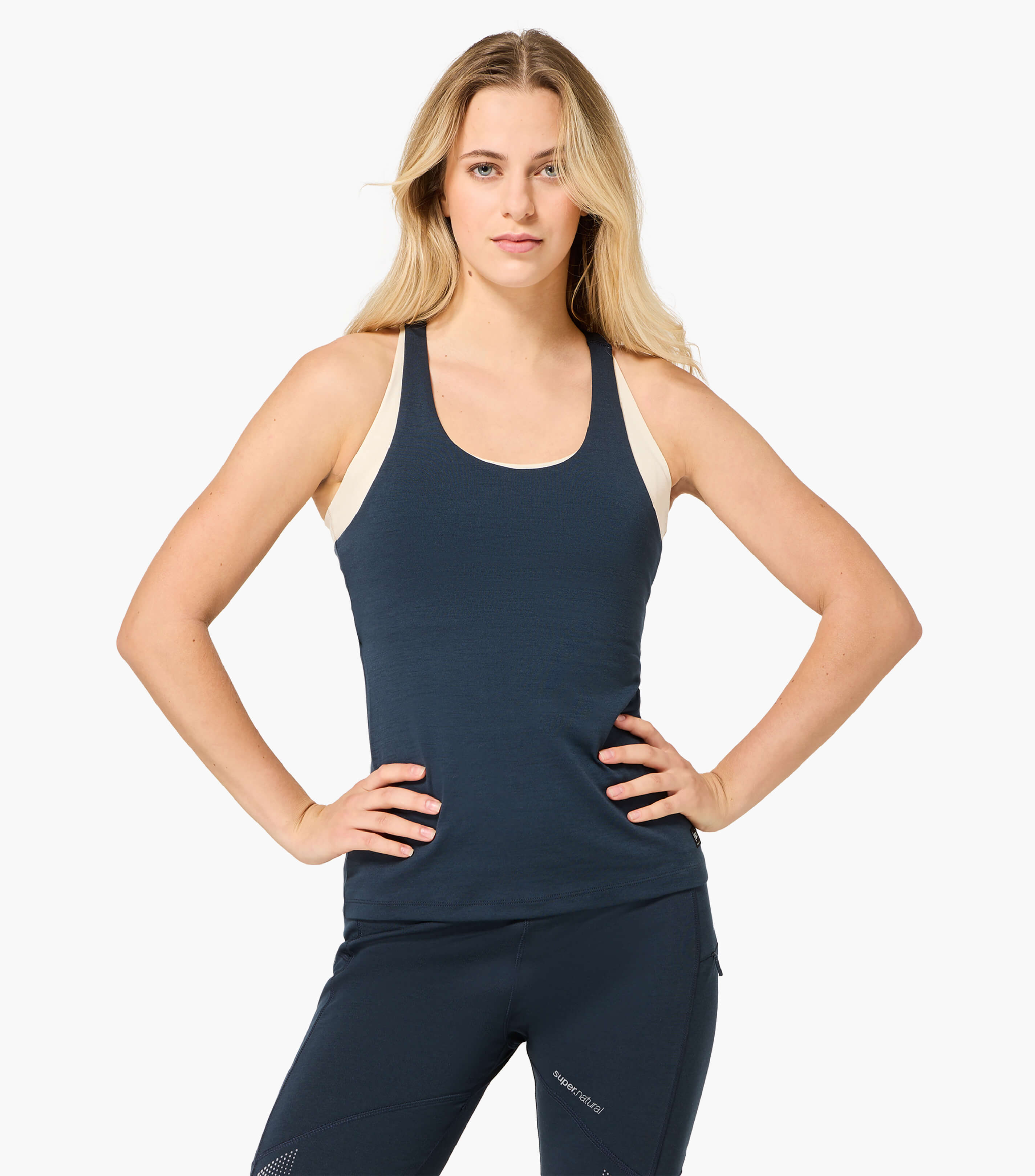 SPORTY TOP