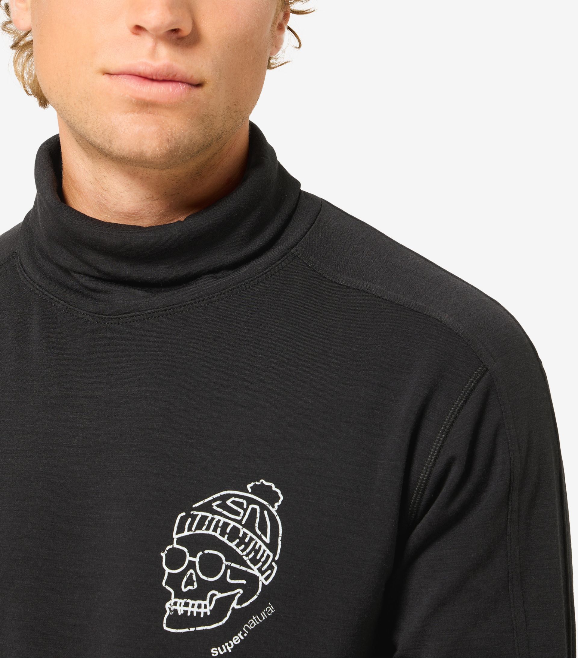 FROSTY ROLL NECK