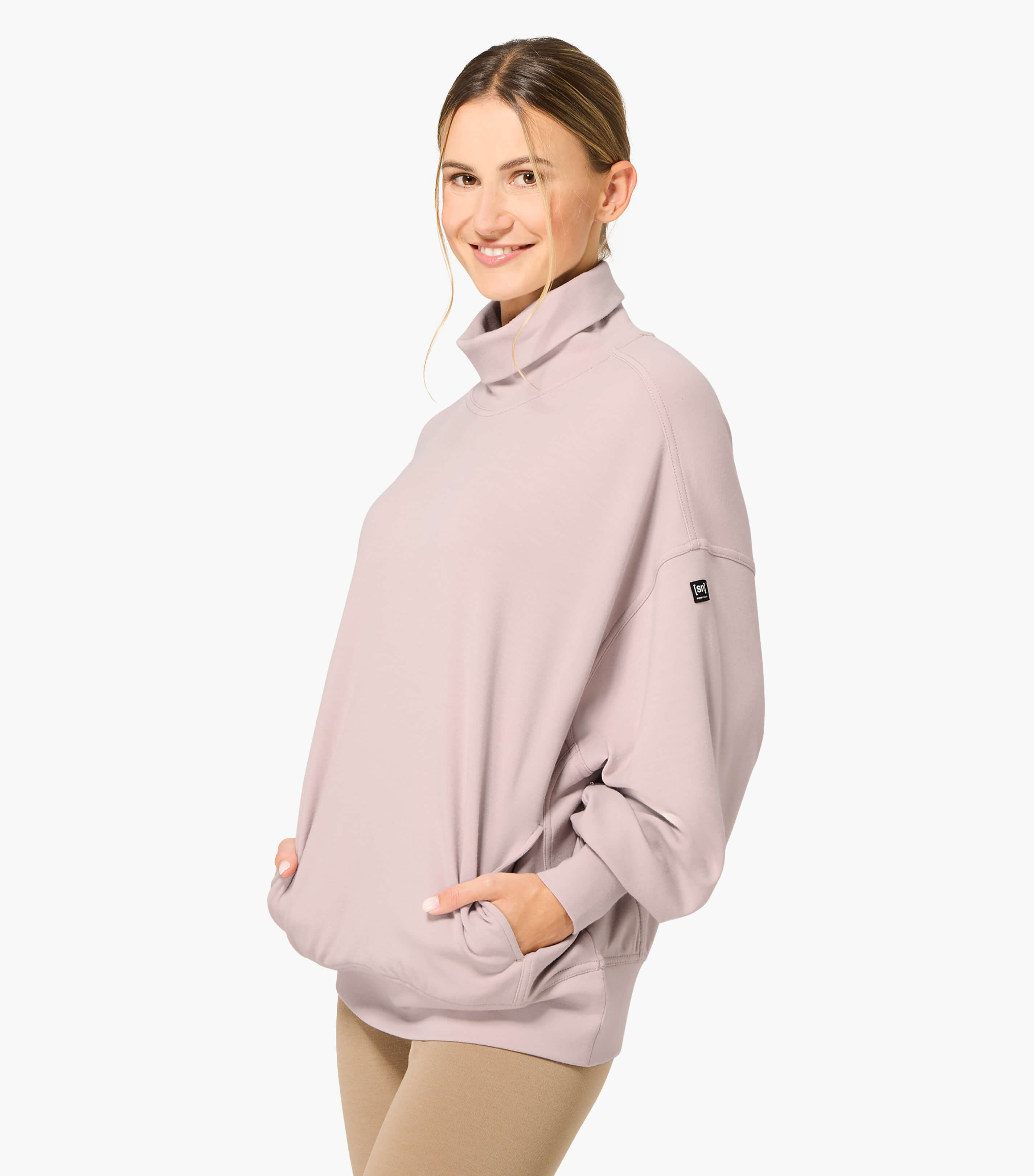 ROLLING ROLL NECK