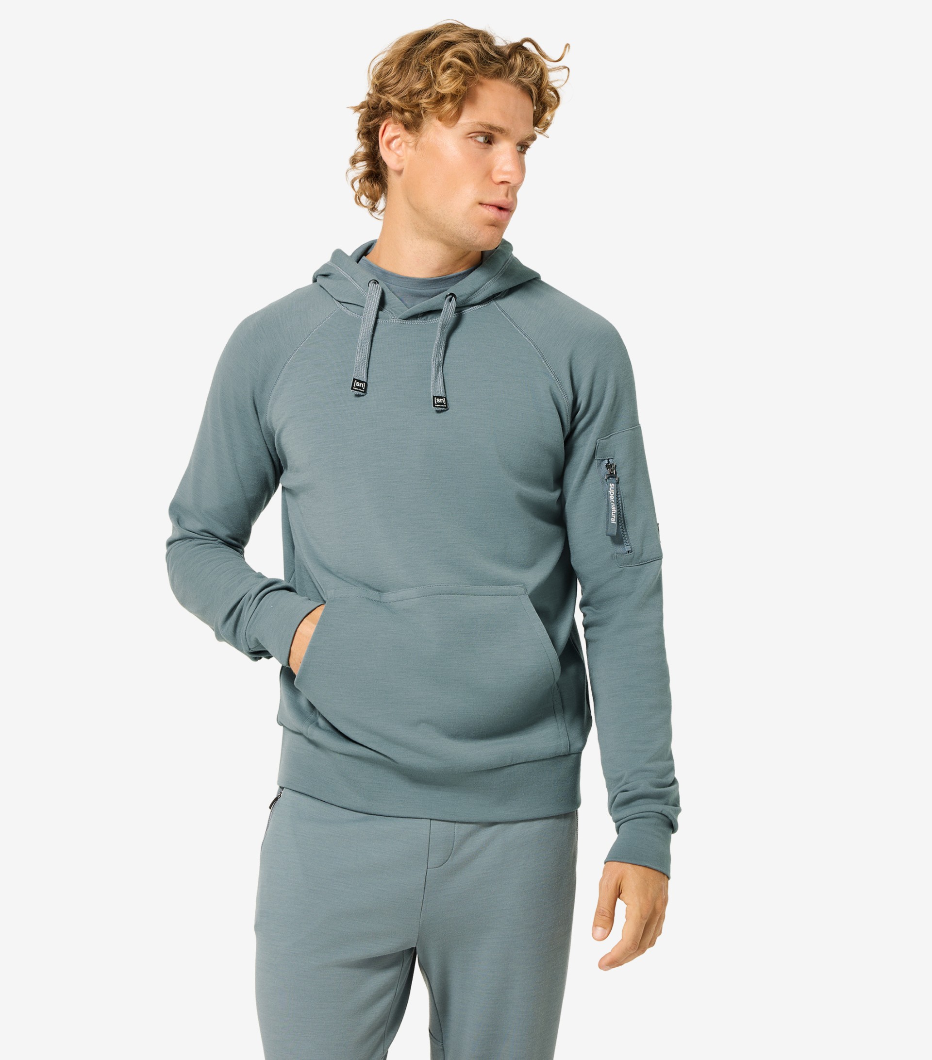 FAVOURITE POCKET HOODIE