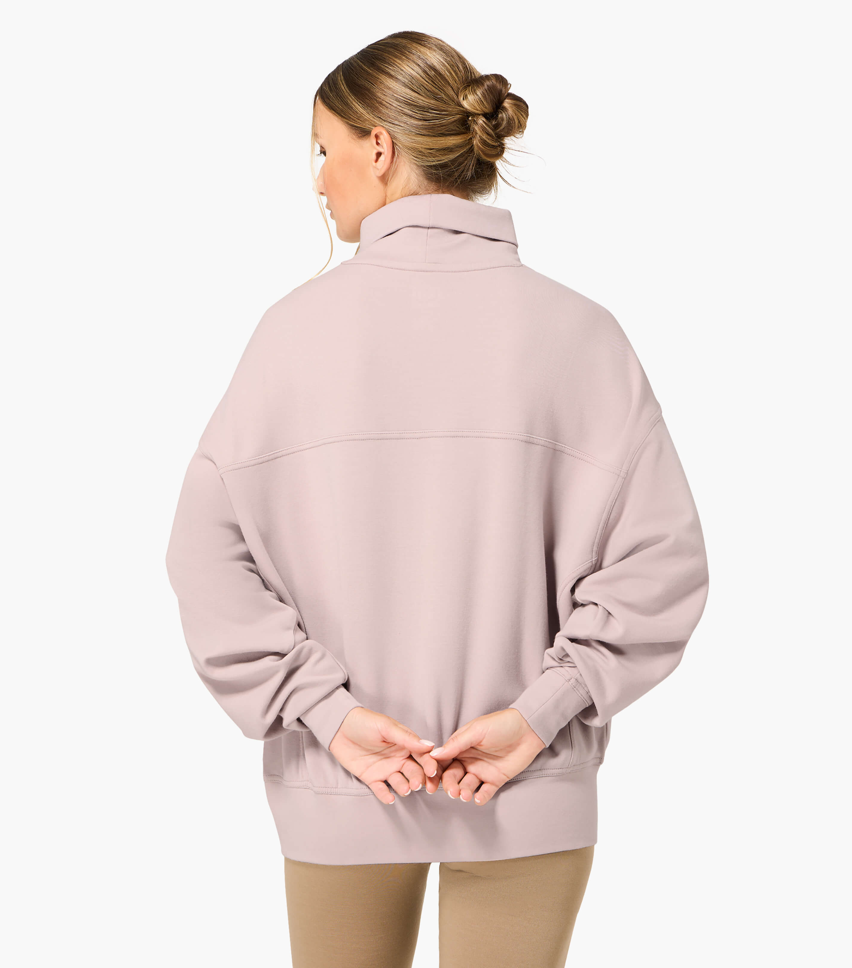 ROLLING ROLL NECK
