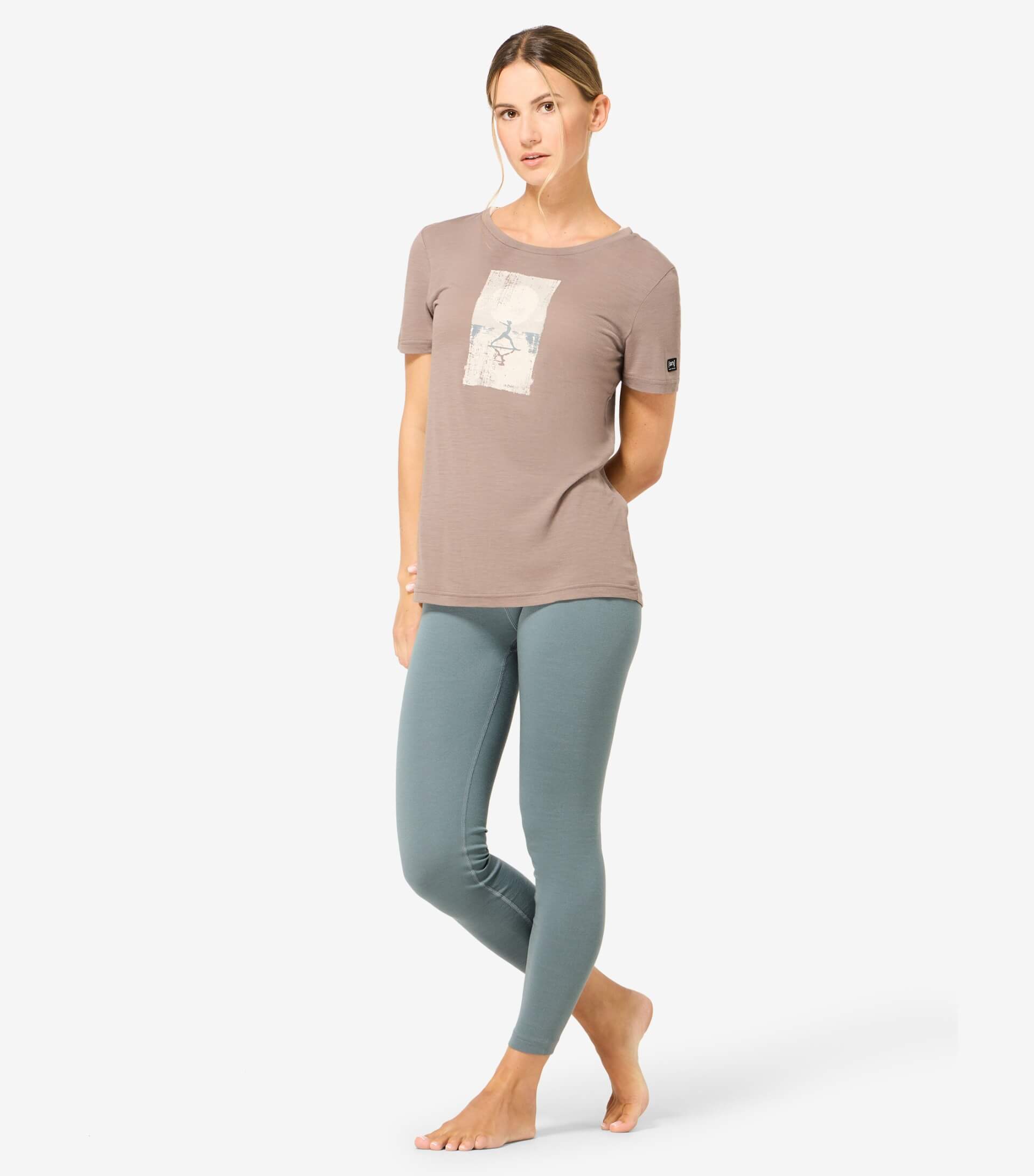 SUN SALUTATION TEE