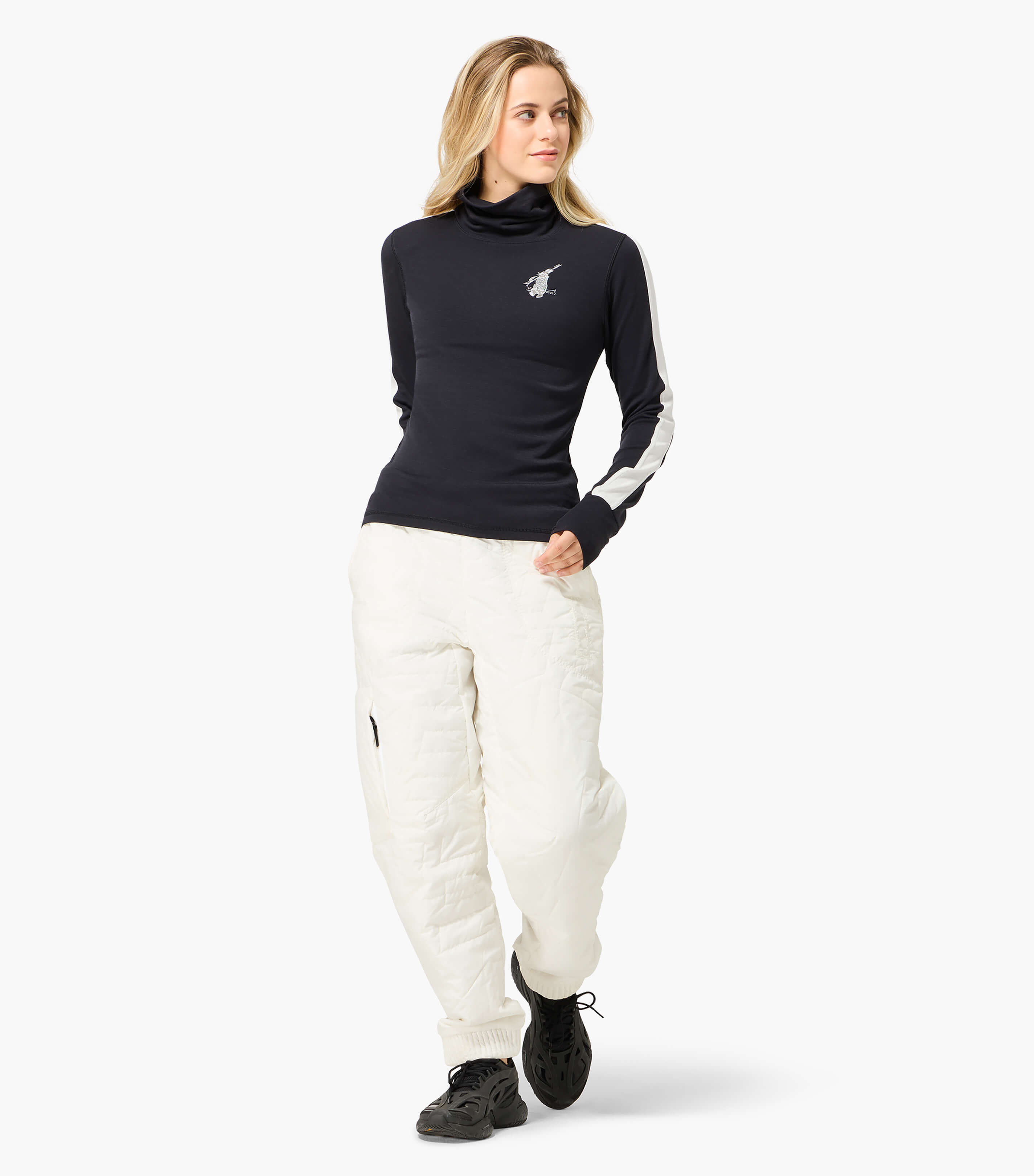 BUNNY ROLL NECK